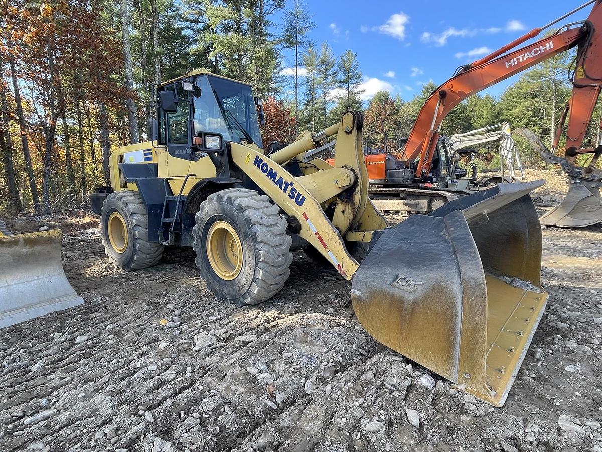 Used 2014 KOMATSU WA320-7