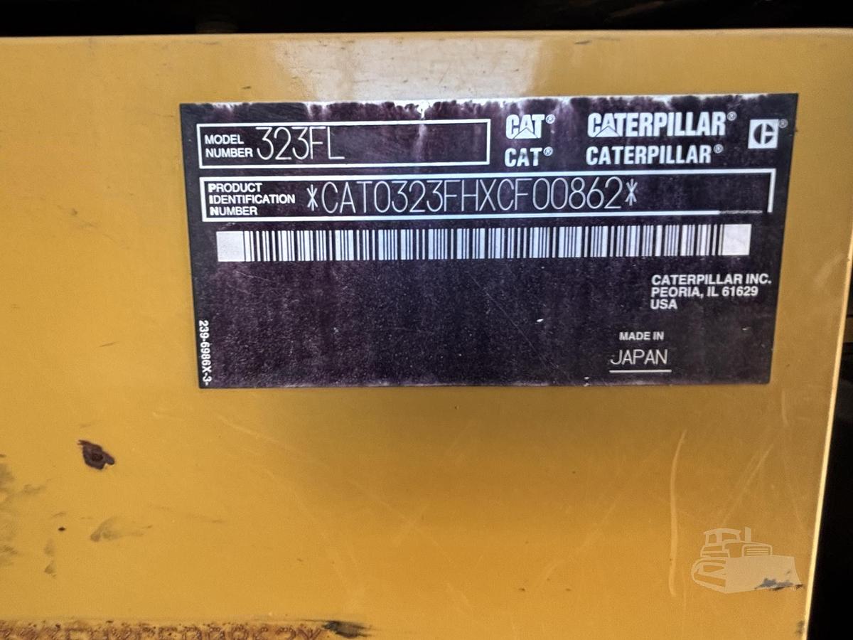 Used 2015 CATERPILLAR 323FL