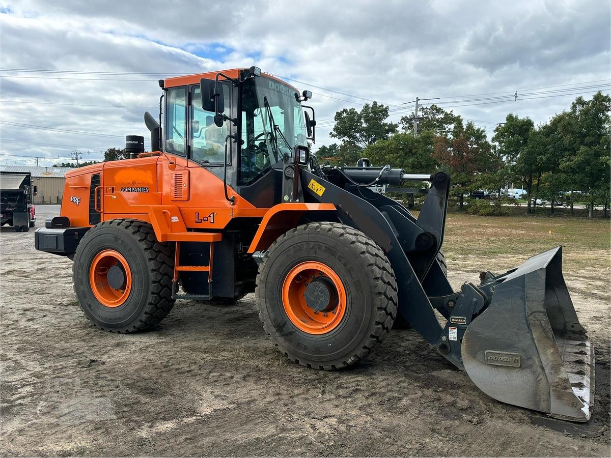 Used 2020 DOOSAN DL200-5