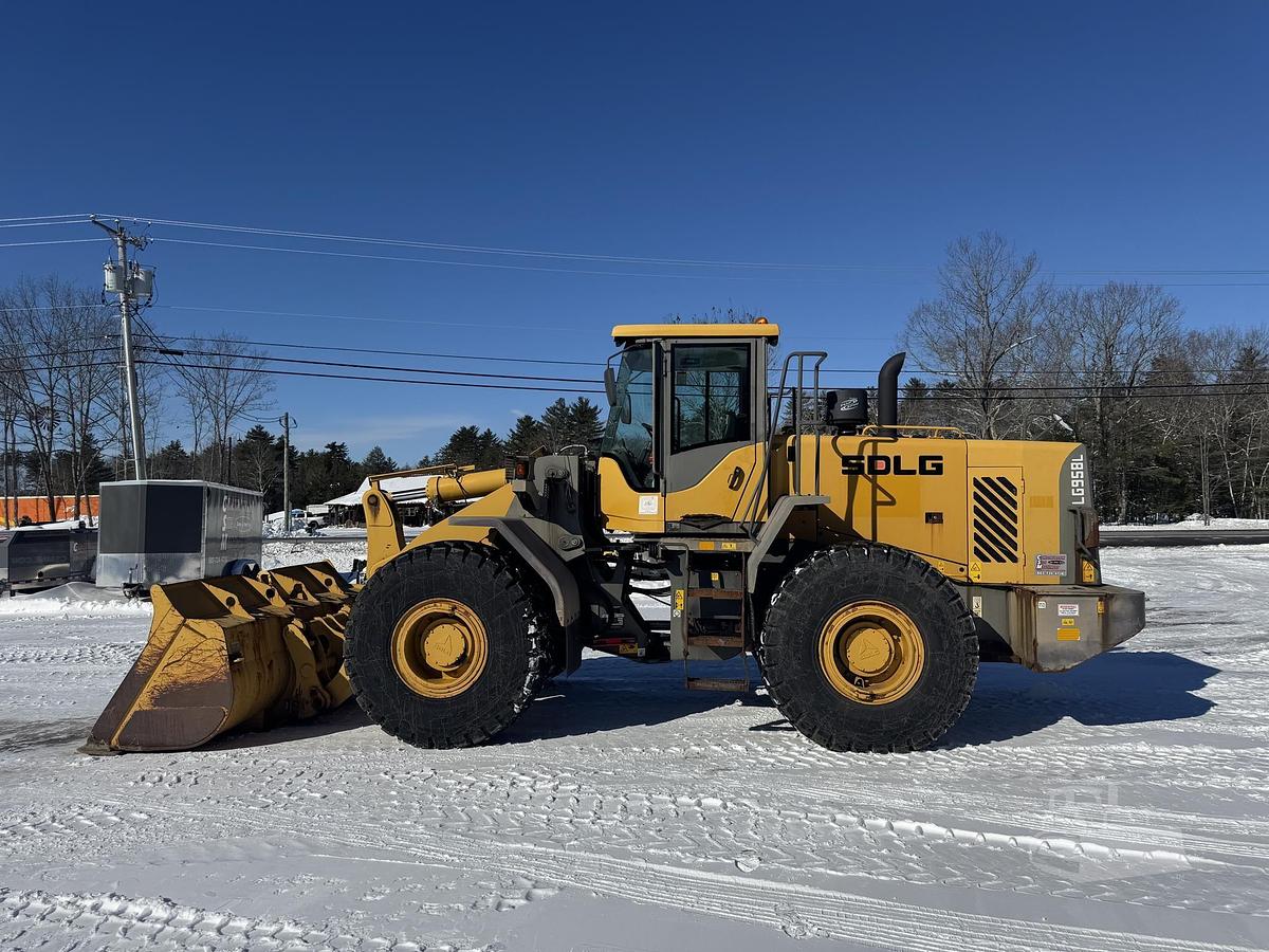 Used 2014 SDLG LG958L