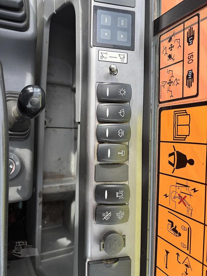 Used 2022 DOOSAN DX63-3