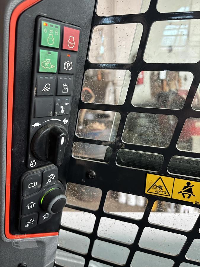 Used 2022 BOBCAT S66