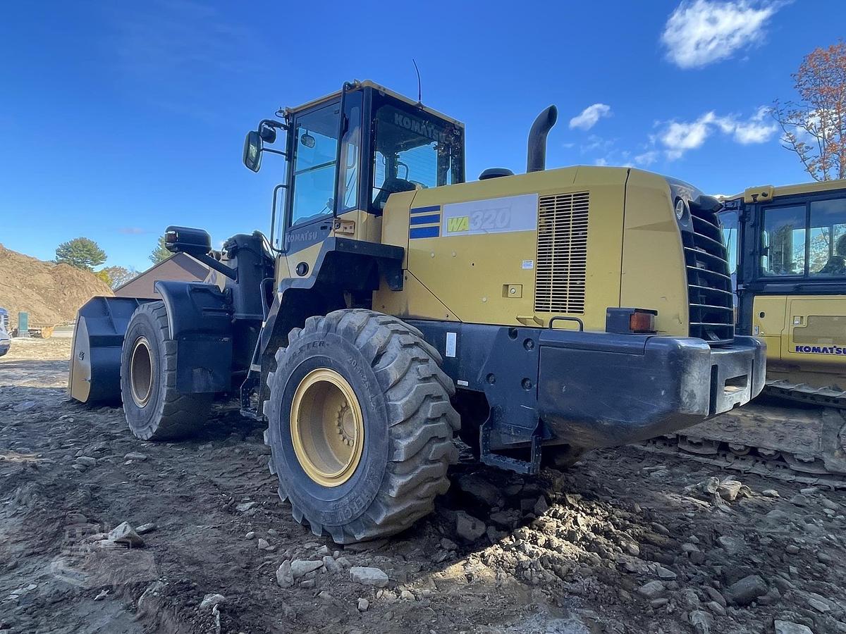 Used 2014 KOMATSU WA320-7