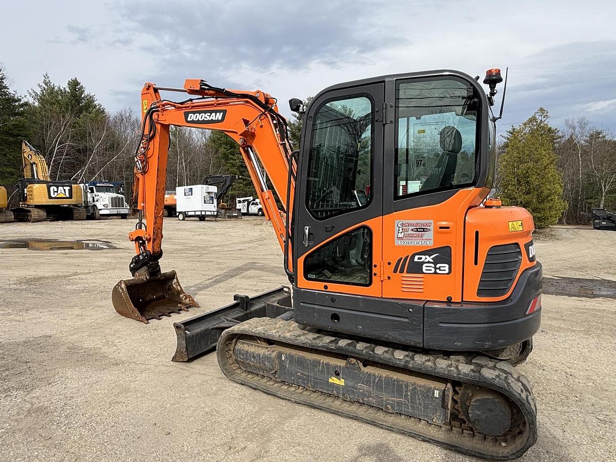 Used 2022 DOOSAN DX63-3
