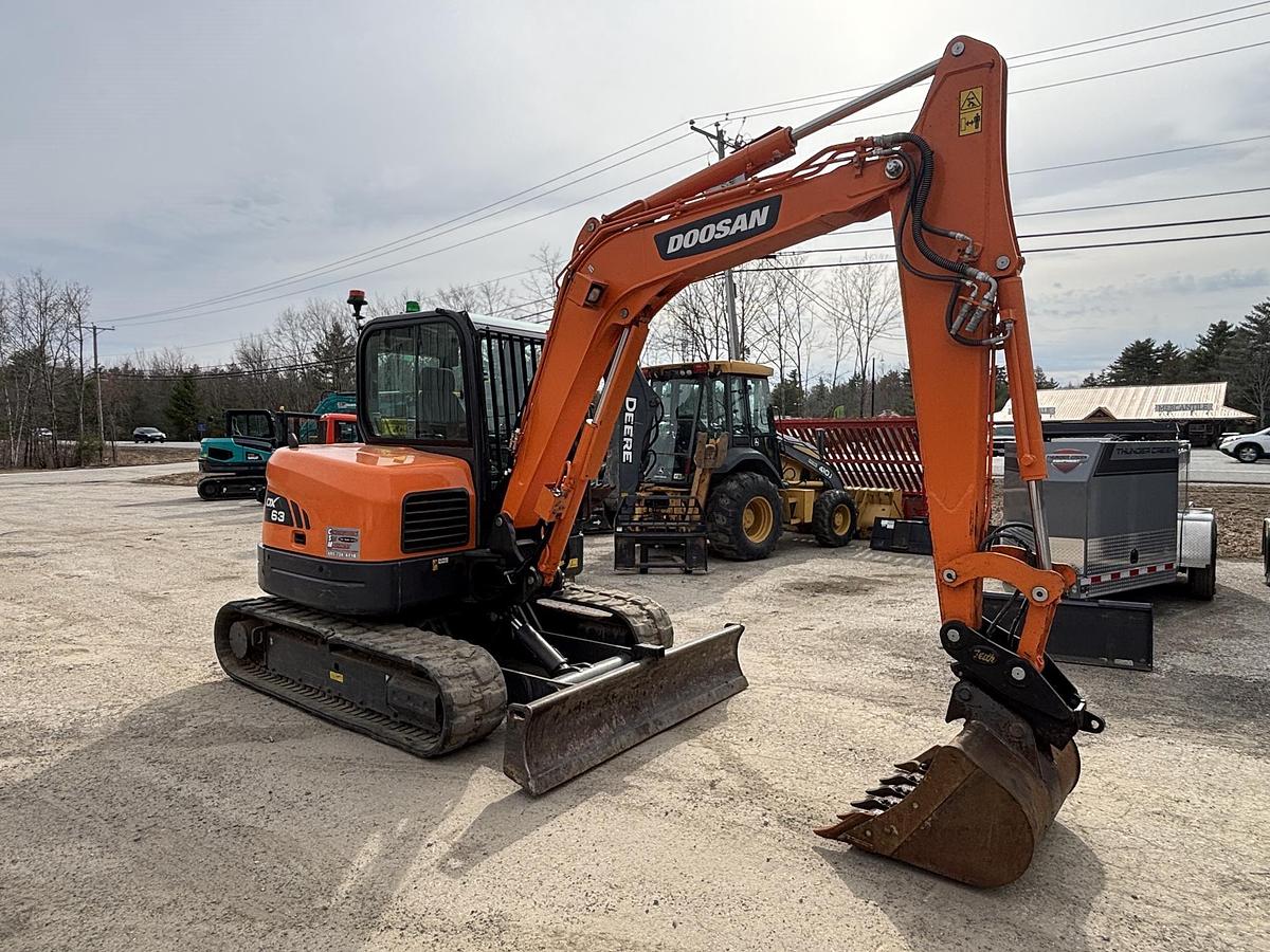 Used 2022 DOOSAN DX63-3
