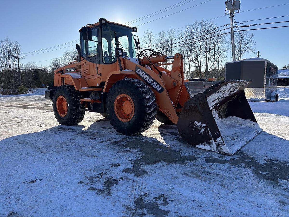Used 2010 DOOSAN DL220