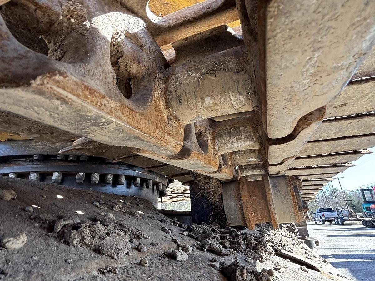 Used 2015 CATERPILLAR 323FL