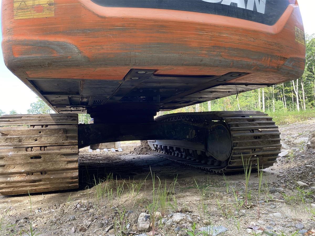 Used 2015 DOOSAN DX350 LC-5