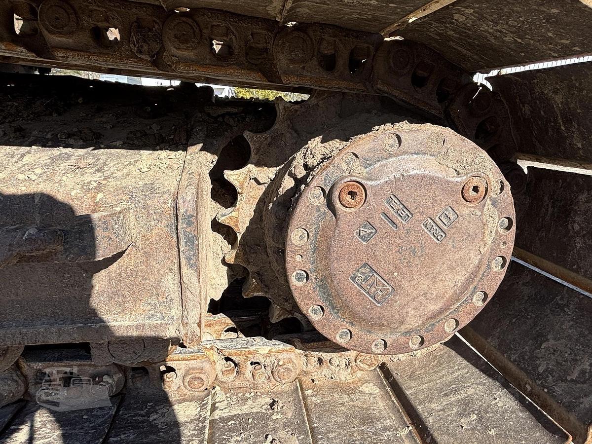 Used 2015 CATERPILLAR 323FL