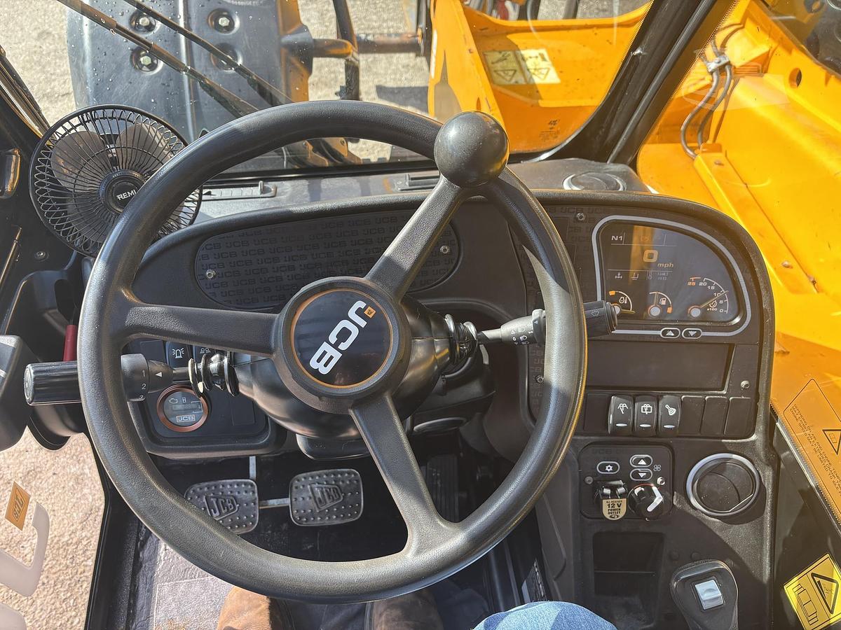 Used 2020 JCB 509-42