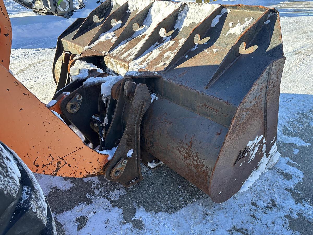 Used 2010 DOOSAN DL220