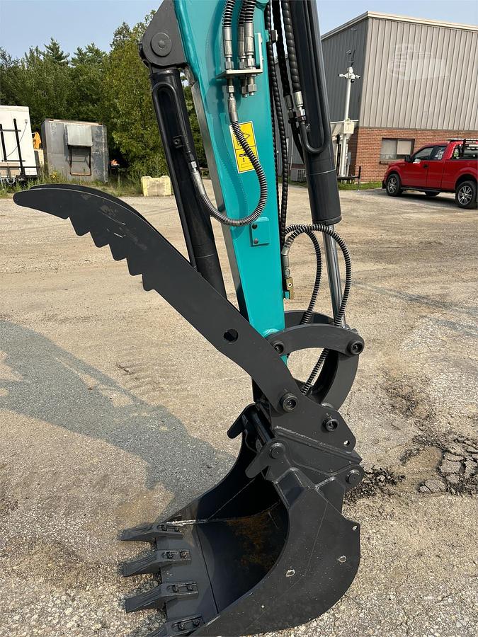 Used 2024 SUNWARD SWE25UF