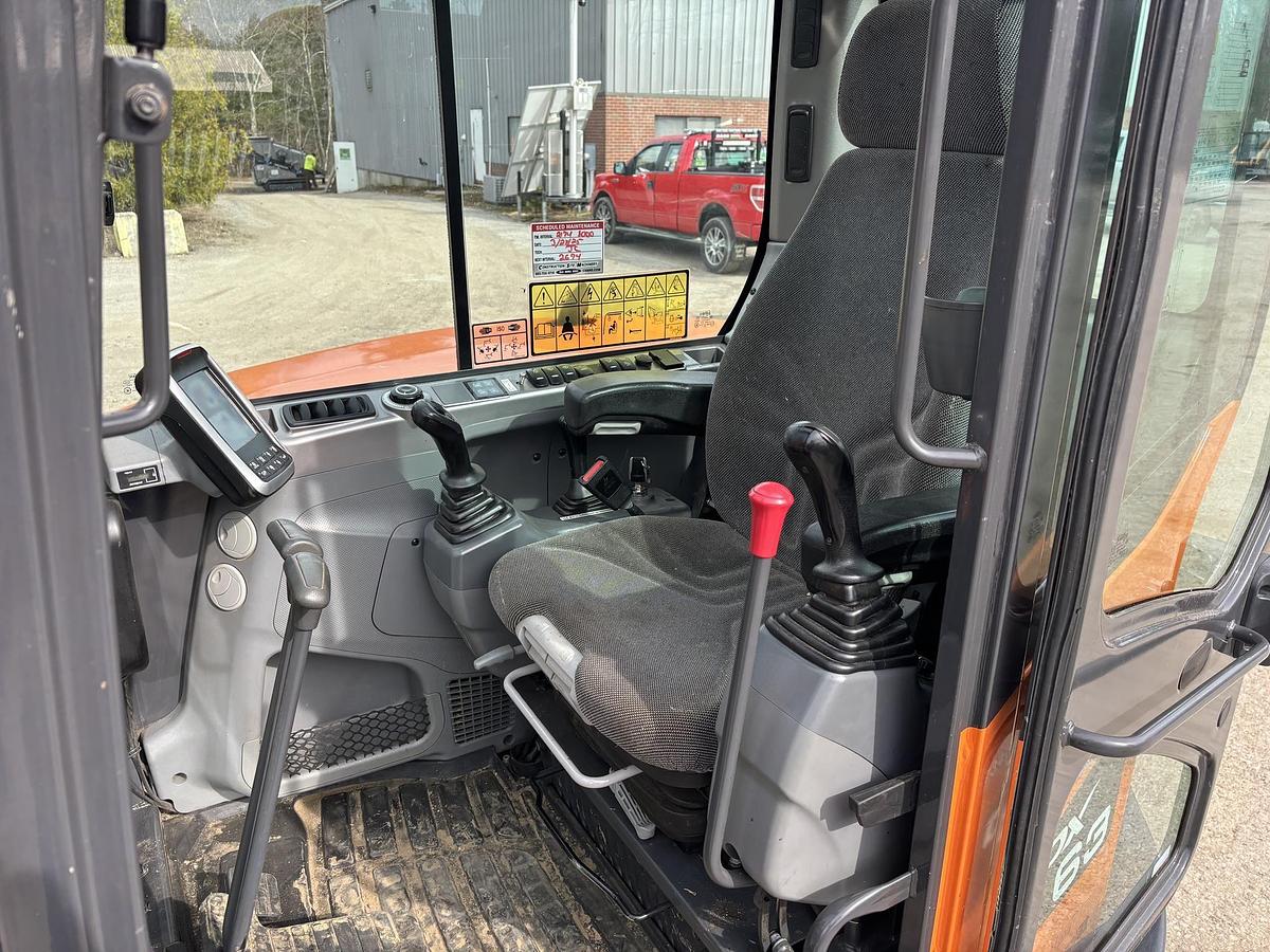 Used 2022 DOOSAN DX63-3