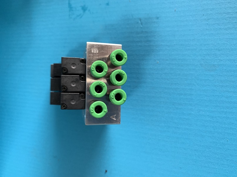 Used CKD Solenoid Valve 4SB019