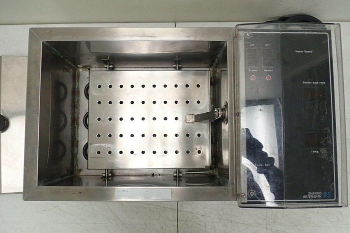 Used Precision Scientific 66800-30 Model 25 Heated Shaking Water Bath with Lid Cover
