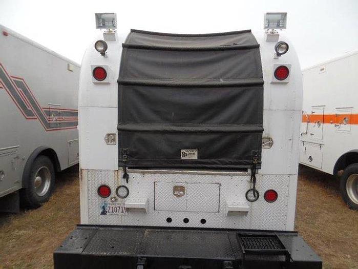 Used 2000 Kenworth T800 Wireline