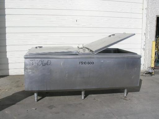 Used 500 GALLON BULK TANK.  VAN VETTER