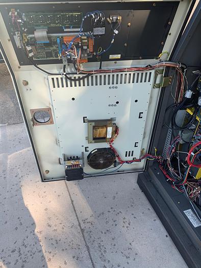Used FANUC ARCMATE 100IB MIG WELDING CELL WITH RJ3iB CONTROLLER