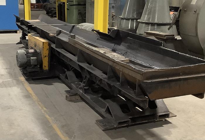 Used CARRIER SYNCRO-COIL VIBRATING CONVEYOR