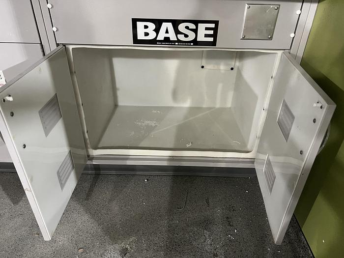 Used Kewaunee Scientific 6' Fume Hood