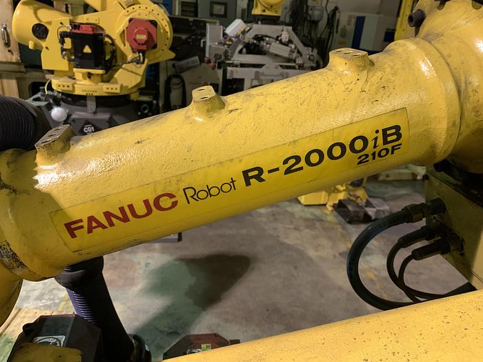 Used FANUC R2000iB/210F 6 AXIS CNC ROBOT W/R30iA CONTROLS
