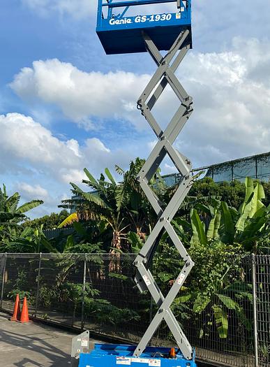 Used 2016 Genie GS1930