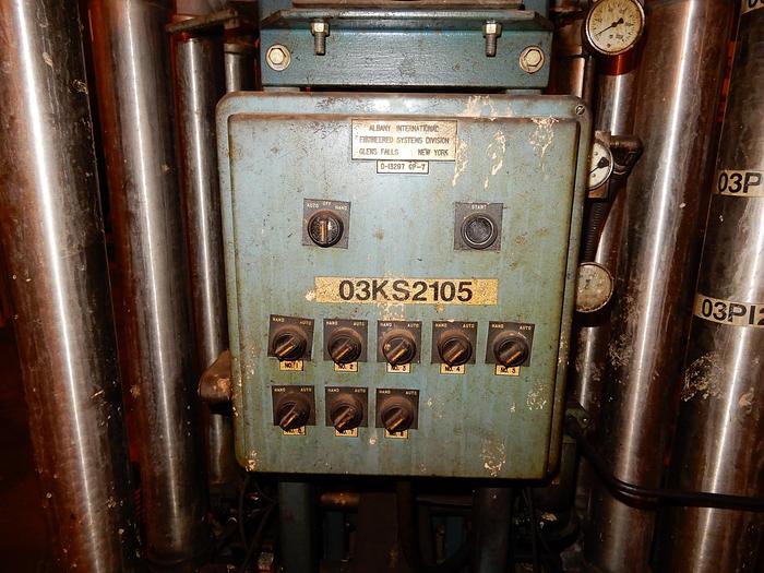 Used ALBANY INTERNATIONAL AES WATER FILTER FOUR CLEANERS