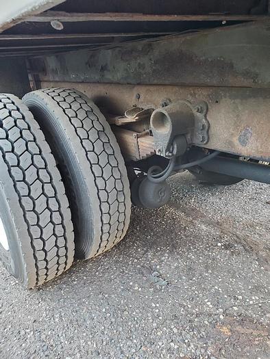 Used 2001 Ford F750 Terex BT3400 Crane Truck - M74771