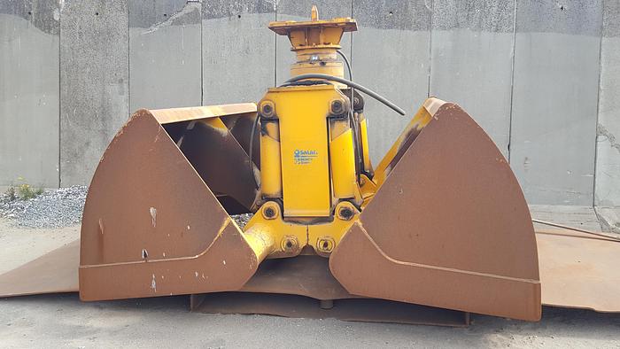 Used SMAG Clamshell grab