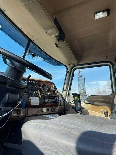 Used 2004 CV13 Mack Granite