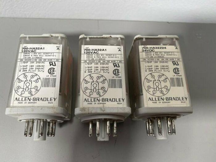 Used Lot of 3 - Allen-Bradley General Purpose Plug-In Relay 700-HA32A1 / HA32Z24