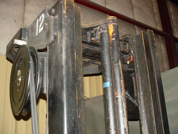 Used Raymond 20-R30TT-11113 Forklift | 3000lb