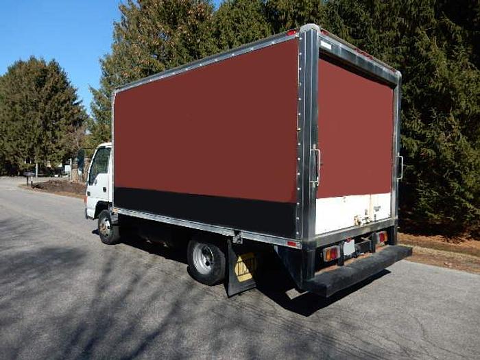 Used 2005 Chevrolet W-4500