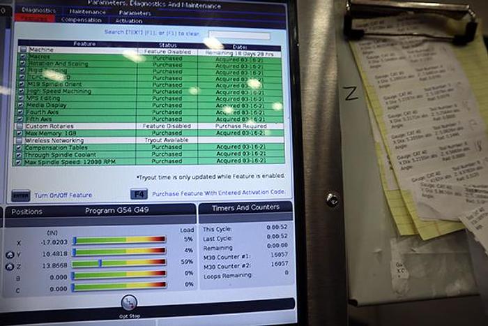 Used 2017 HAAS UMC-750 5-Axis CNC Vertical Machining Center