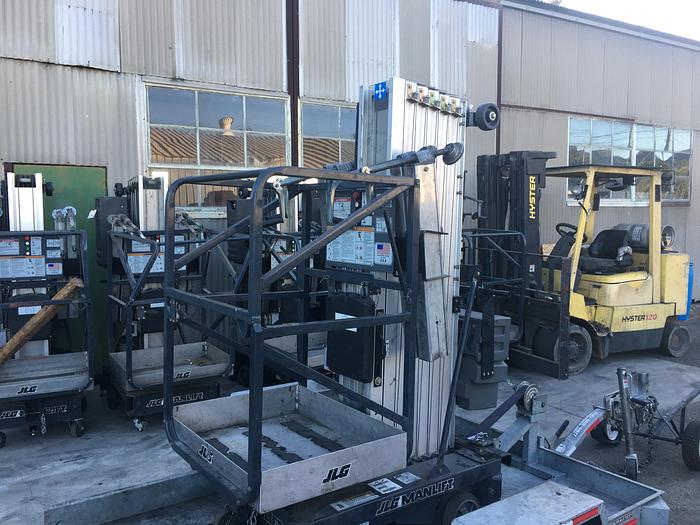 Used 2012 JLG 30AM Man Lift with Contrail TC-2T Trailer