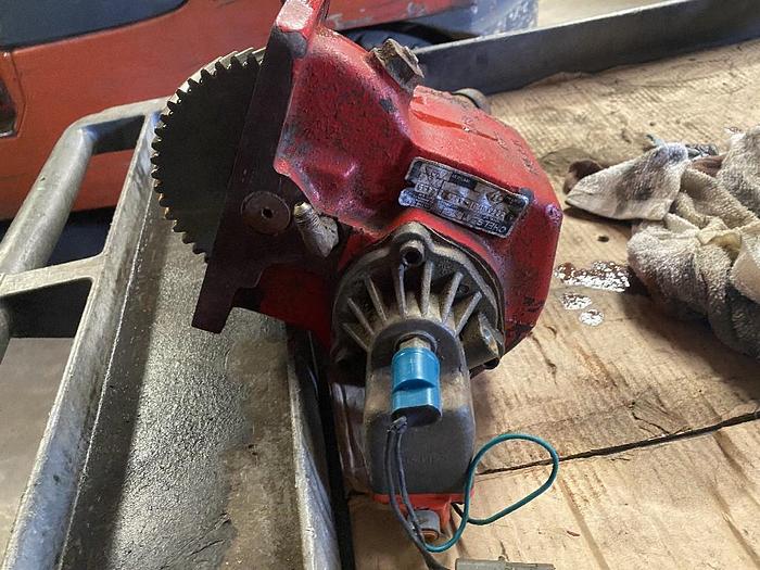 Used 2005 Mack CV713