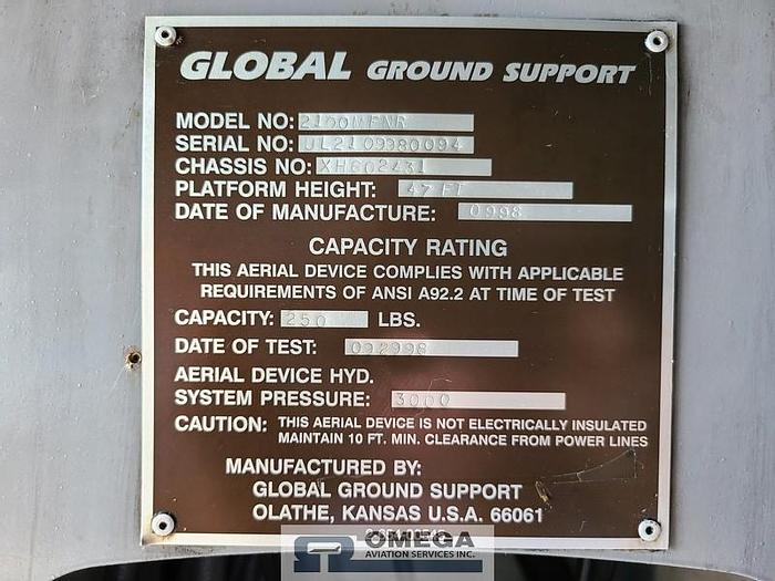 Used 1998 Global 2100MFNR Aircraft Deicer (2,000 gallon tank cap) on Navistar 4700 Chassis