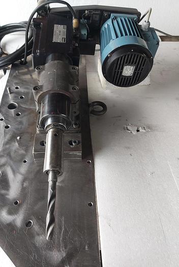 Gebraucht Hochwertige Bohrstation mit pneum. Vorschub, Parker gebraucht-Top