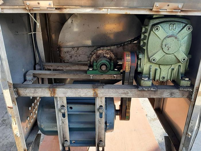 Used Cutter, Stem, Chili Peppers, S/st, (2) Perforated Drums #C744823