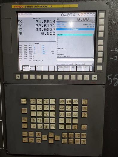 Used 2013 Hyundai Wia Horizontal Machining Center, Model KH 80G, 31.5" X 31.5" Pallet, X=49", Y=39", 4500 rpm, 30 hp