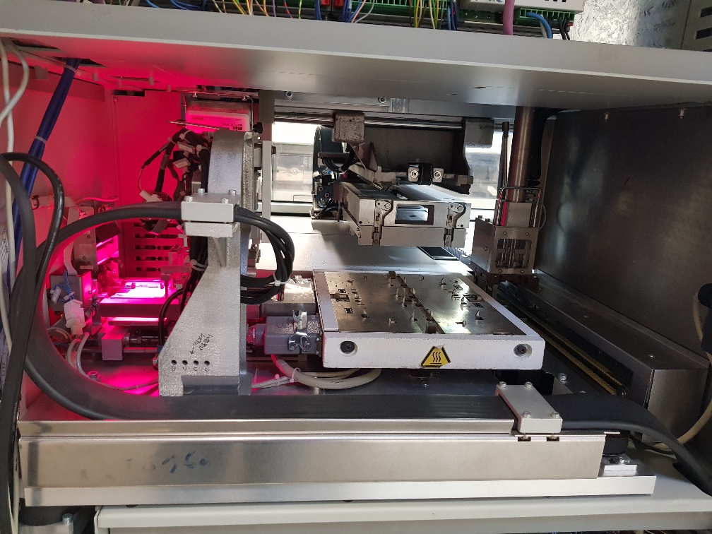 Used Lintec Rad2500 F12 Wafer Mounter