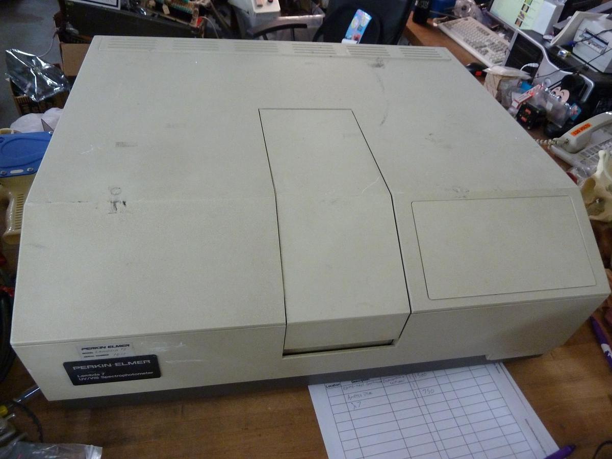 perkin-elmer-lambda-7.jpg