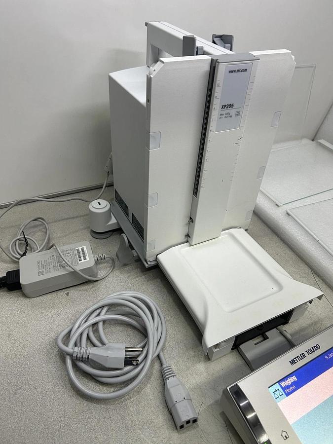 Used Mettler Toledo XP205 Analytical Balance Scale 220g x 0.01mg + Warranty
