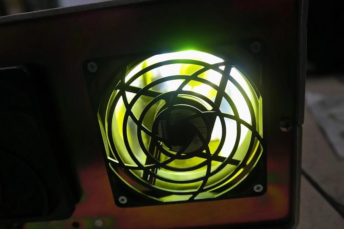 Used Dymax BlueWave 200 Rev 1.1 UV Light-Curing Spot Lamp System PN 38605