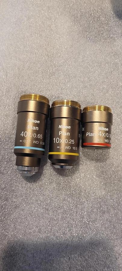 Used Nikon Eclipse E400 Ergo Binocular Microscope with 4X/10X/40X Objectives + Warran