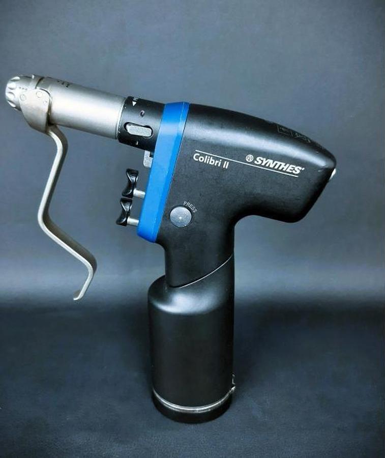 stryker-cd-colibri-ii-mribh6w4.jpg