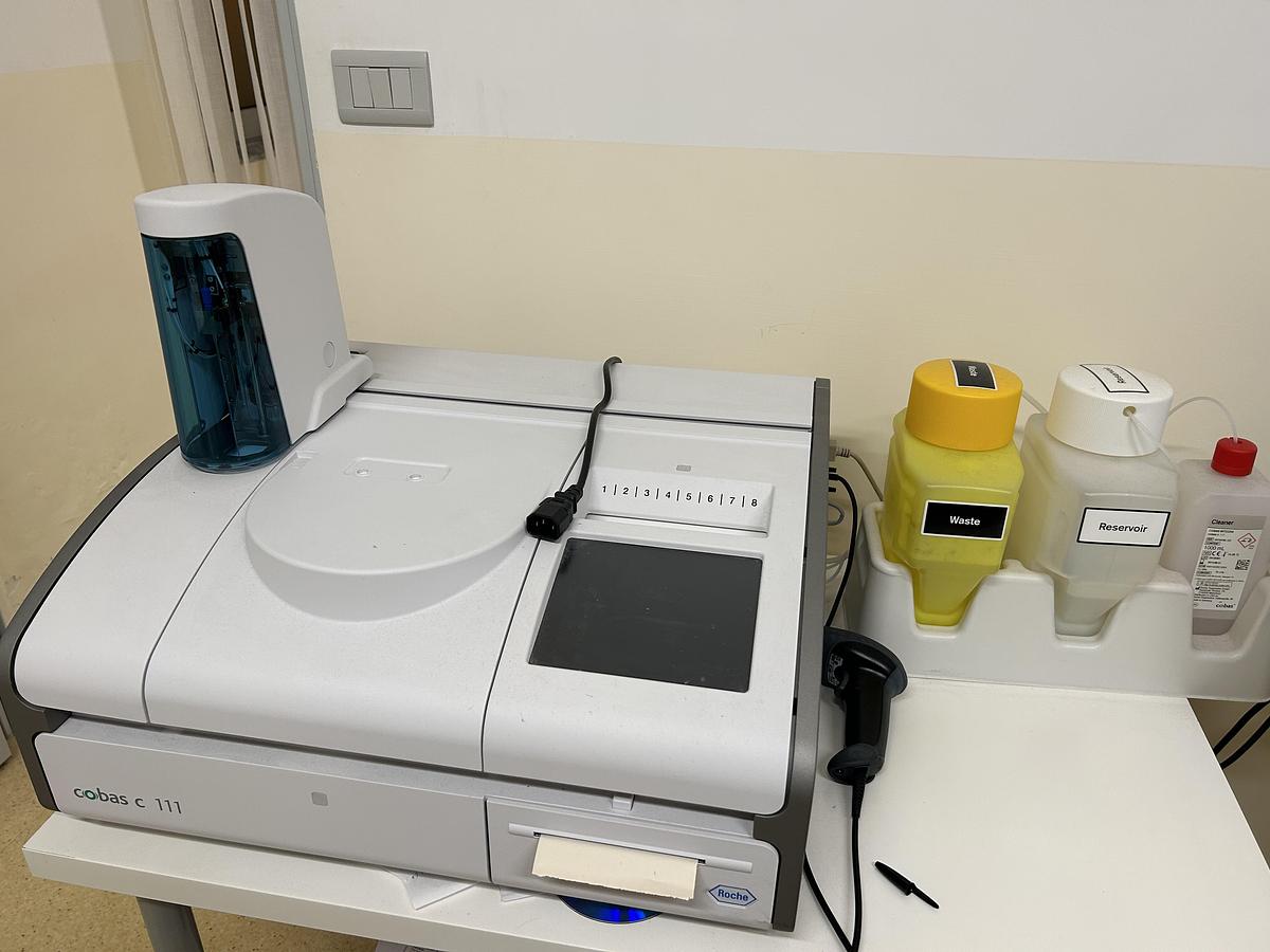 roche-cobas-micros-es60.jpg