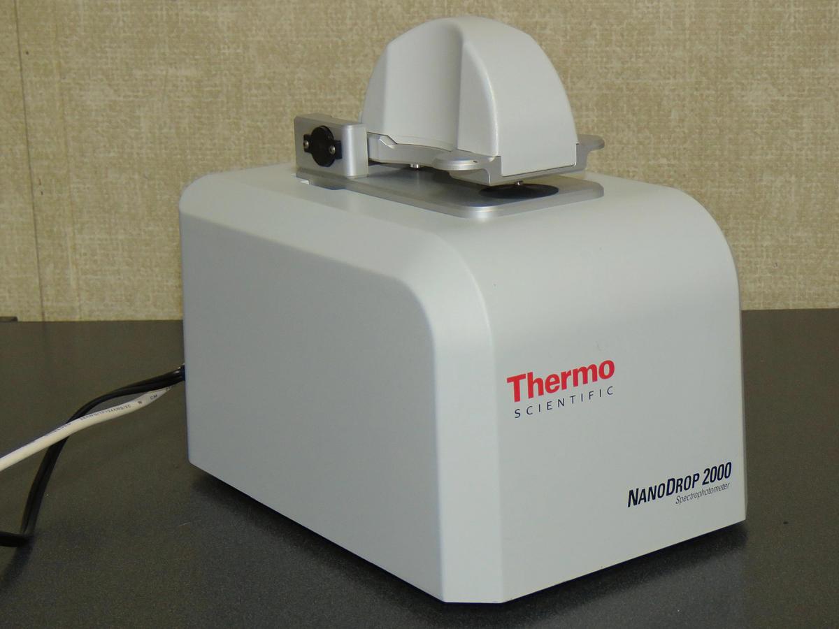 Used Thermo Scientific NanoDrop 2000 Microvolume UV-Vis Spectrophotometer