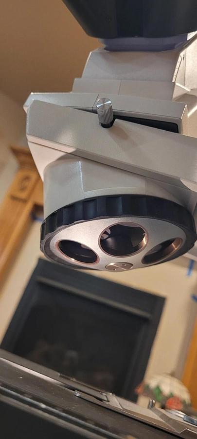 Used Nikon Eclipse E400 Ergo Binocular Microscope with 4X/10X/40X Objectives + Warran