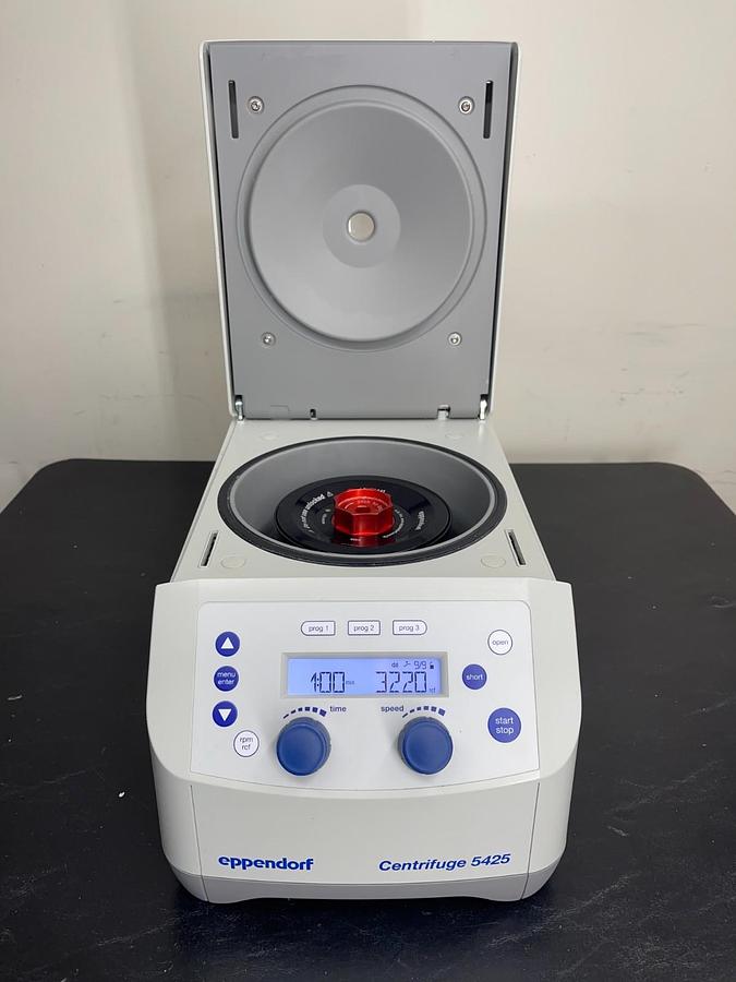 Used Eppendorf 5425 Centrifuge 